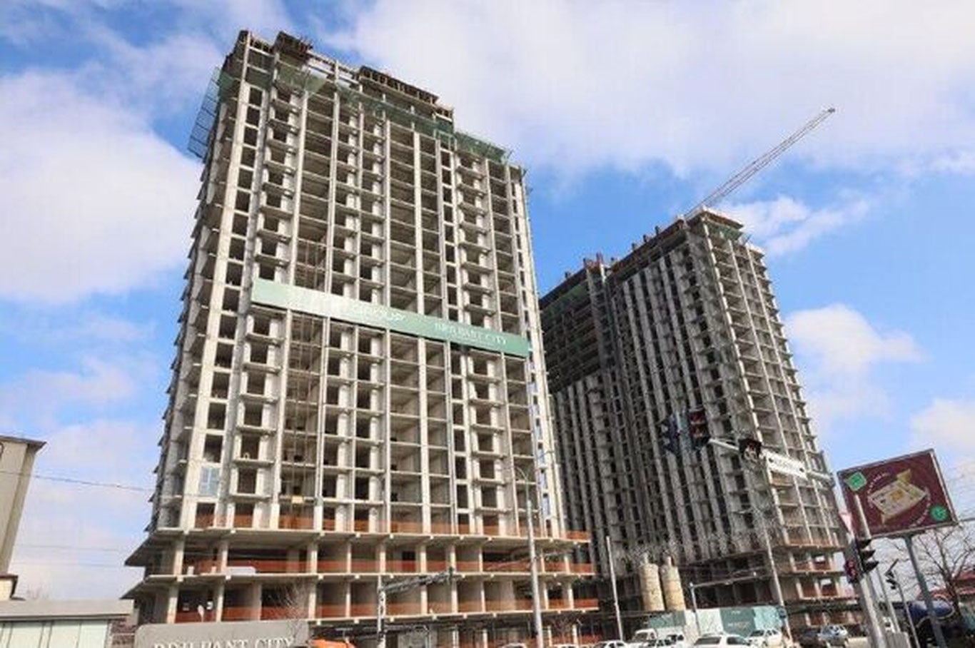 В Самарканде выявлены недостатки при строительстве 30-этажного здания