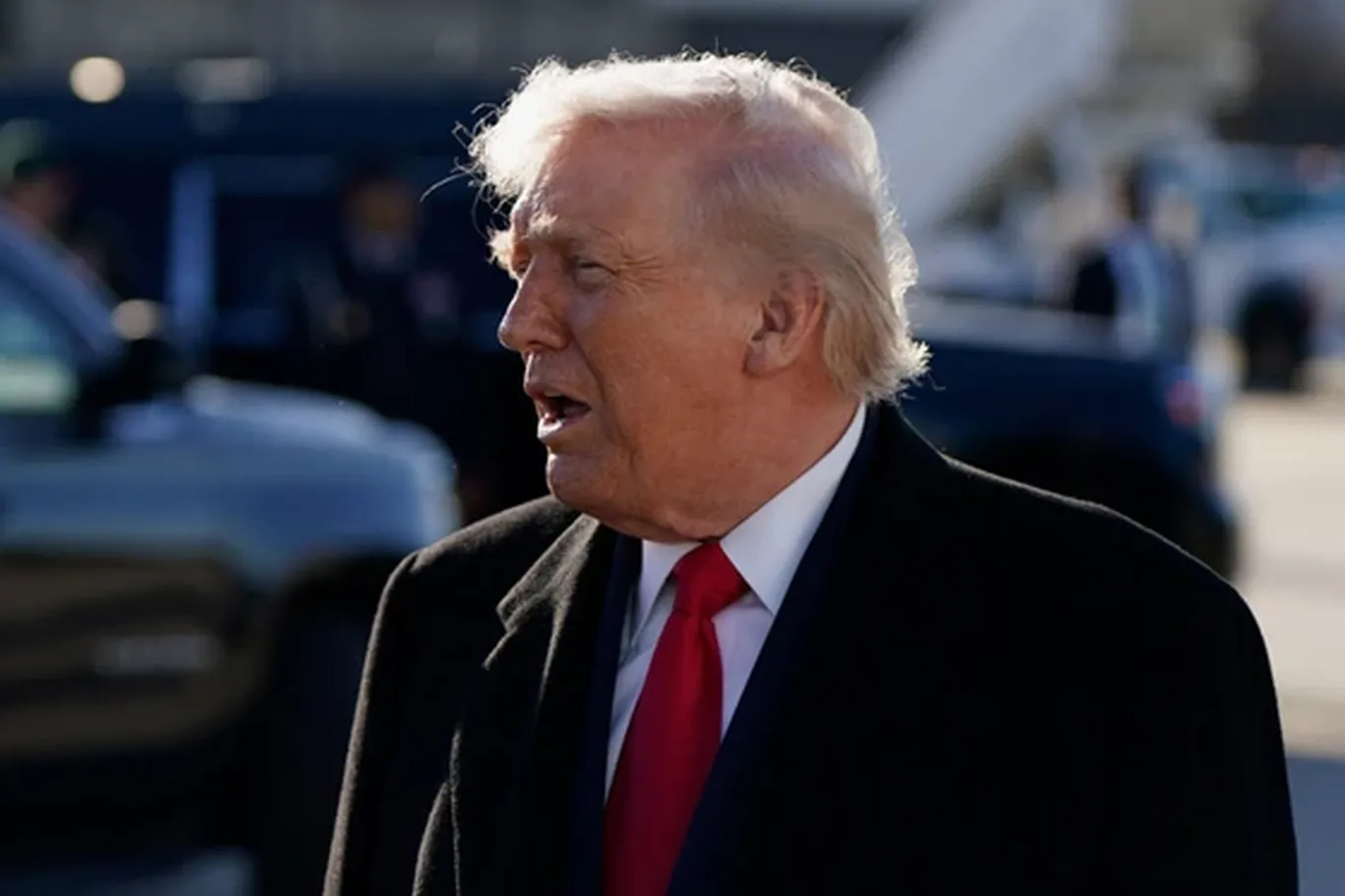 Трамп сообщил о переговорах США и Европы по Гренландии