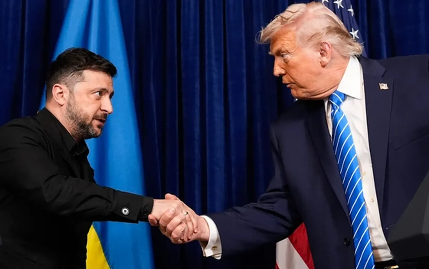 Трамп заявил, что Зеленскому пора начать действовать по мирной сделке