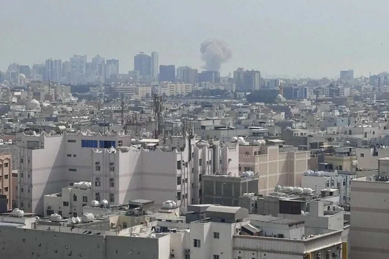 Иран нанёс ответный ракетный удар по Израилю и атаковал военные базы США на Ближнем Востоке