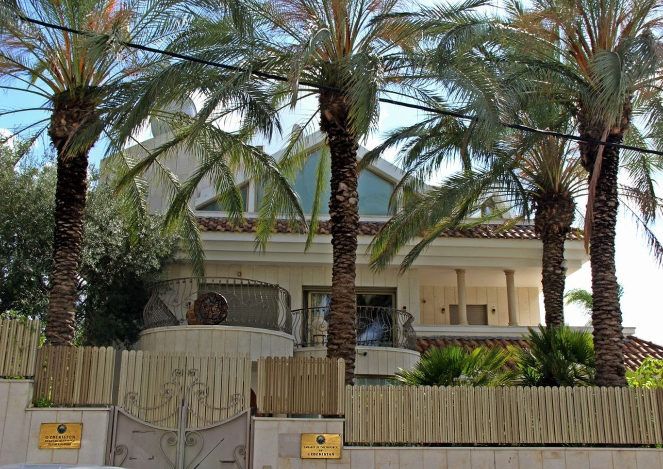 Посольство Узбекистана в Израиле рекомендовало гражданам соблюдать повышенные меры безопасности