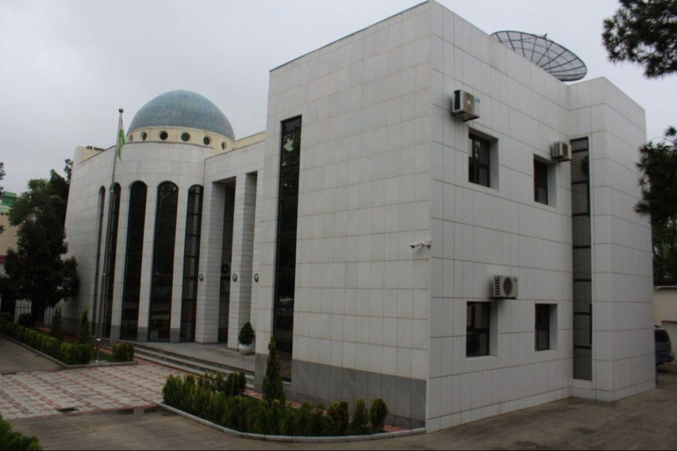 Гражданам Узбекистана организуют возвращение из Ирана через территорию Туркменистана