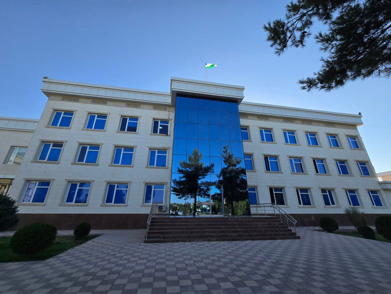 В Каттакургане Бюро принудительного исполнения обеспечило выплату задолженности