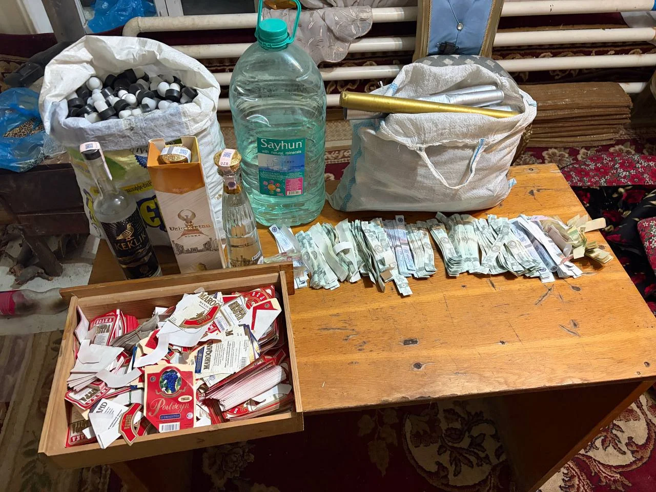 В Самаркандской области раскрыт подпольный цех по производству контрафактного алкоголя