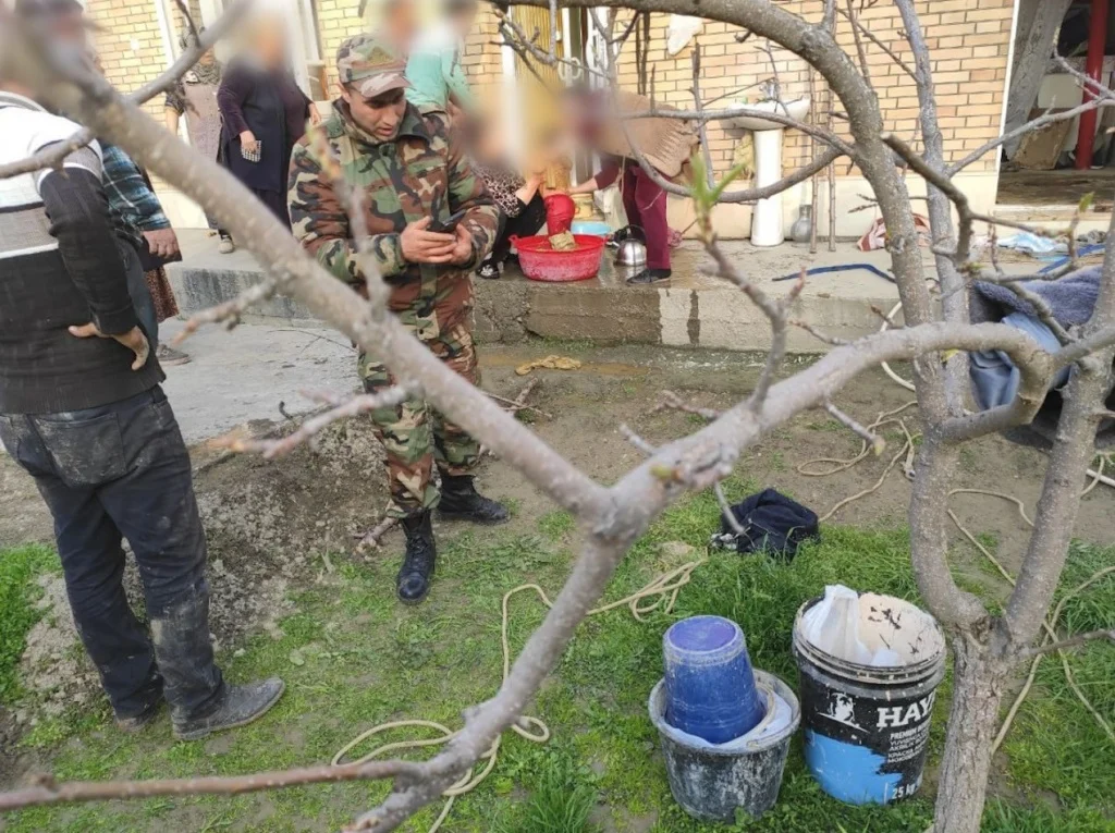 В Самаркандской области спасатели вытащили ребёнка из выгребной ямы