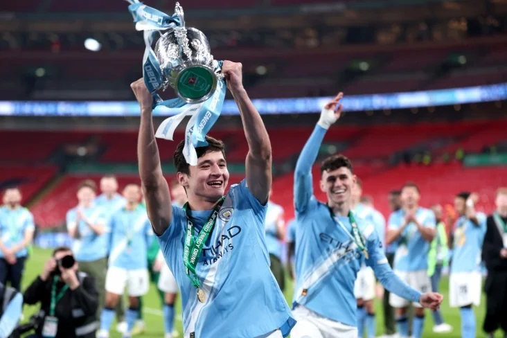 Историческое достижение: Абдукодир Хусанов выиграл Кубок английской лиги