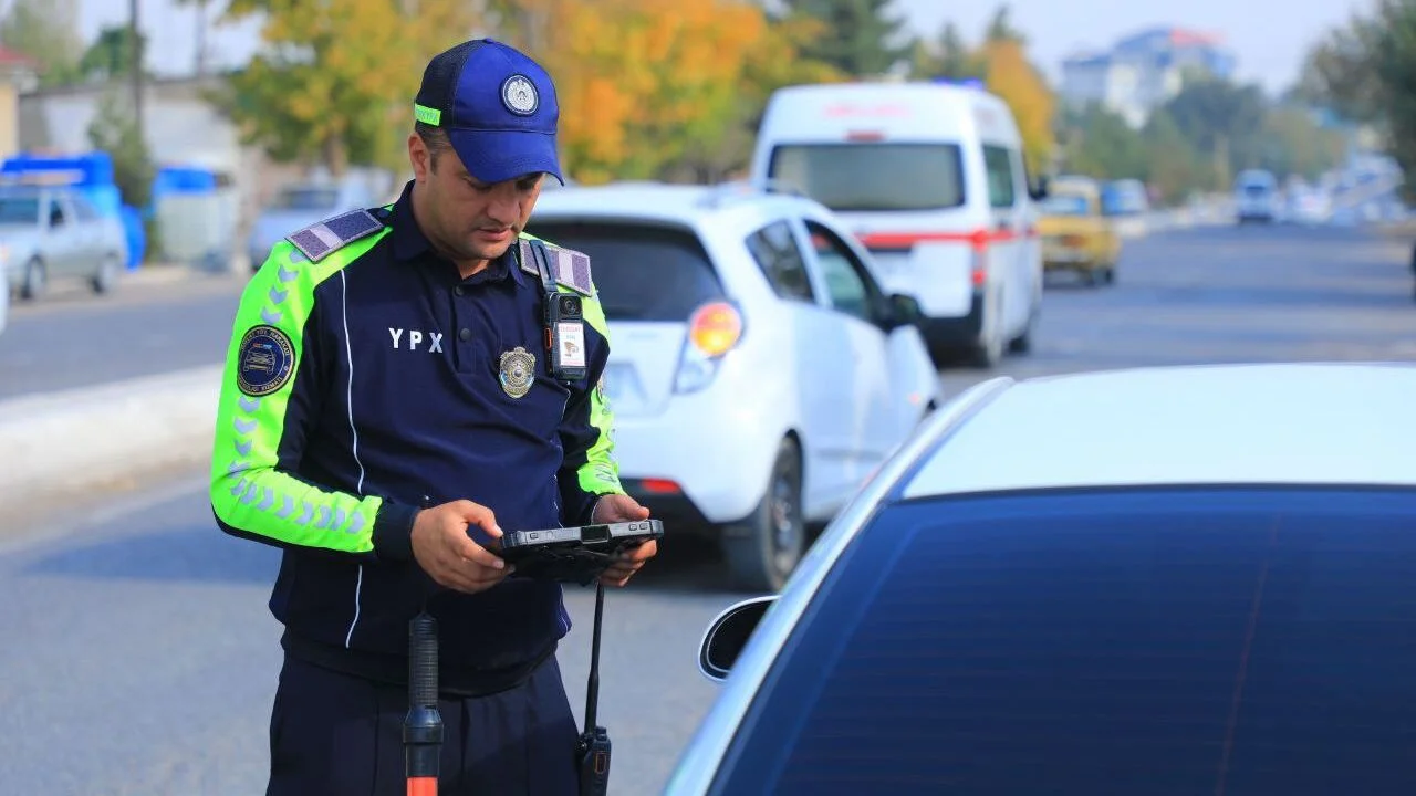 В Узбекистане разъяснили систему штрафных баллов для водителей