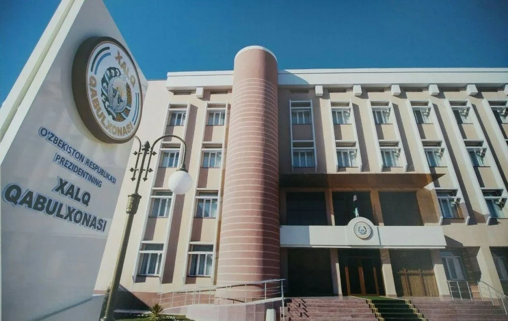 В Узбекистане усиливают систему работы с обращениями граждан: вводится онлайн-контроль и персональная ответственность руководителей