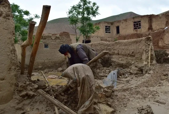 В Афганистане число жертв наводнений превысило 130