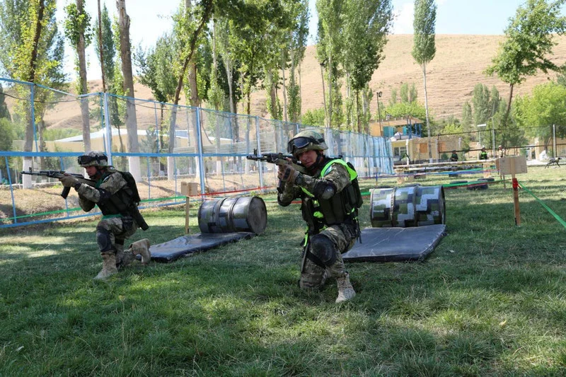 В Узбекистане усиливают поддержку срочной военной службы