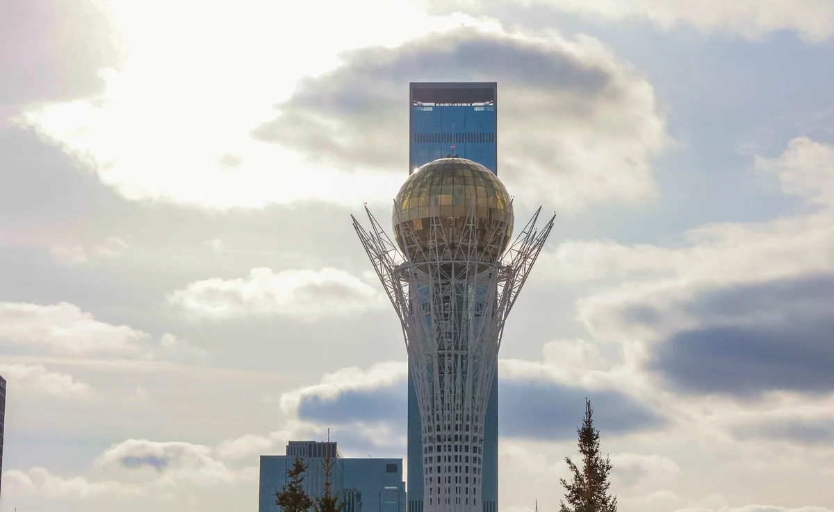 Казахстан ужесточил правила получения вида на жительство