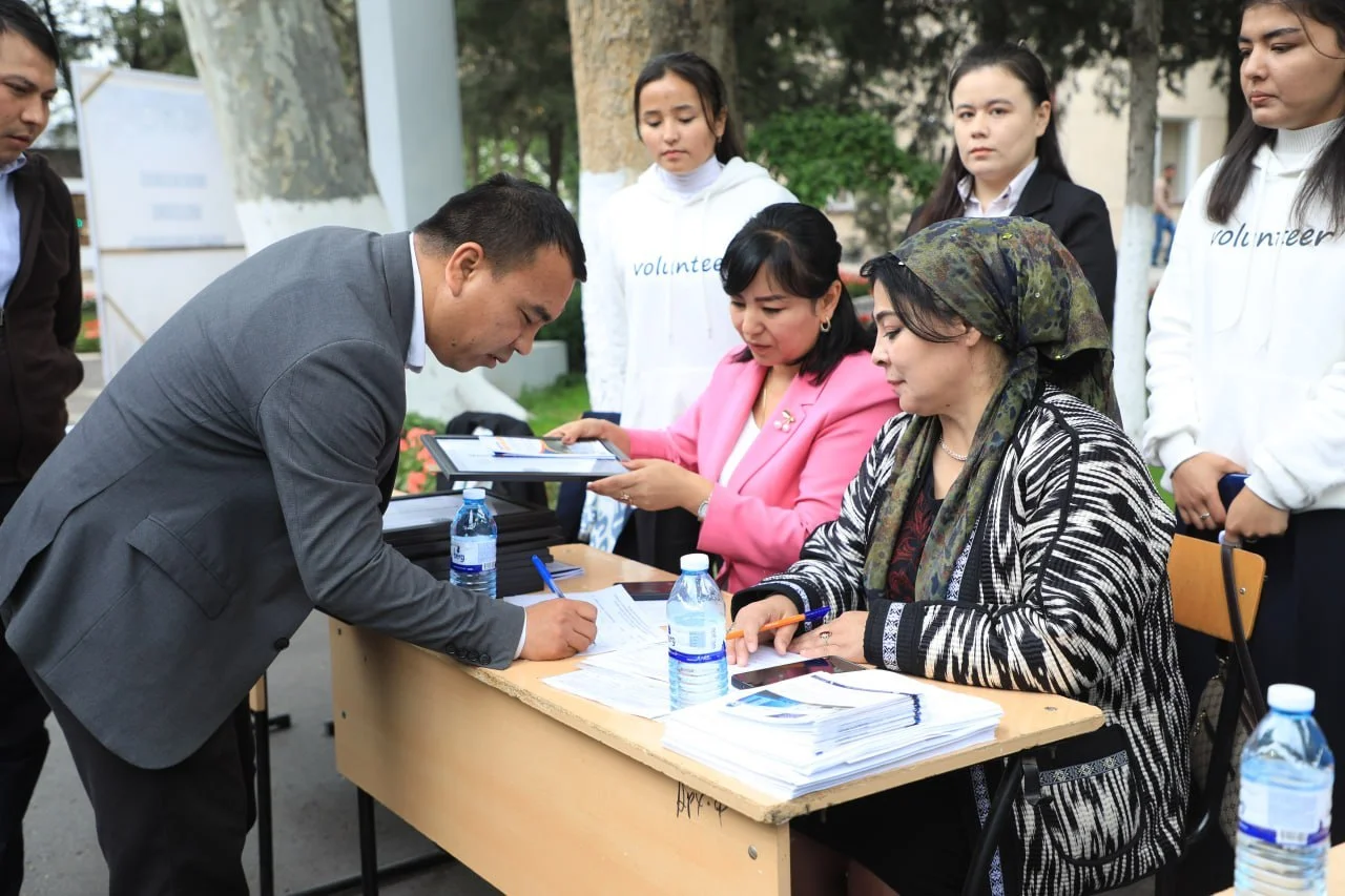 «День карьеры» собрал выпускников и работодателей в Самарканде