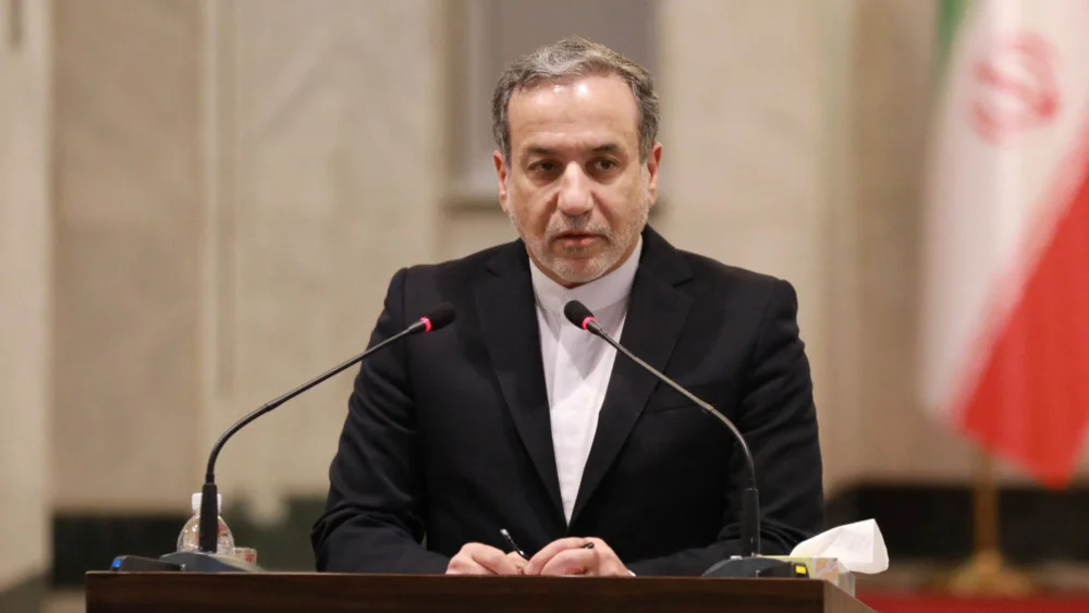 СМИ: Иран предложил США открыть Ормузский пролив и отложить ядерные переговоры