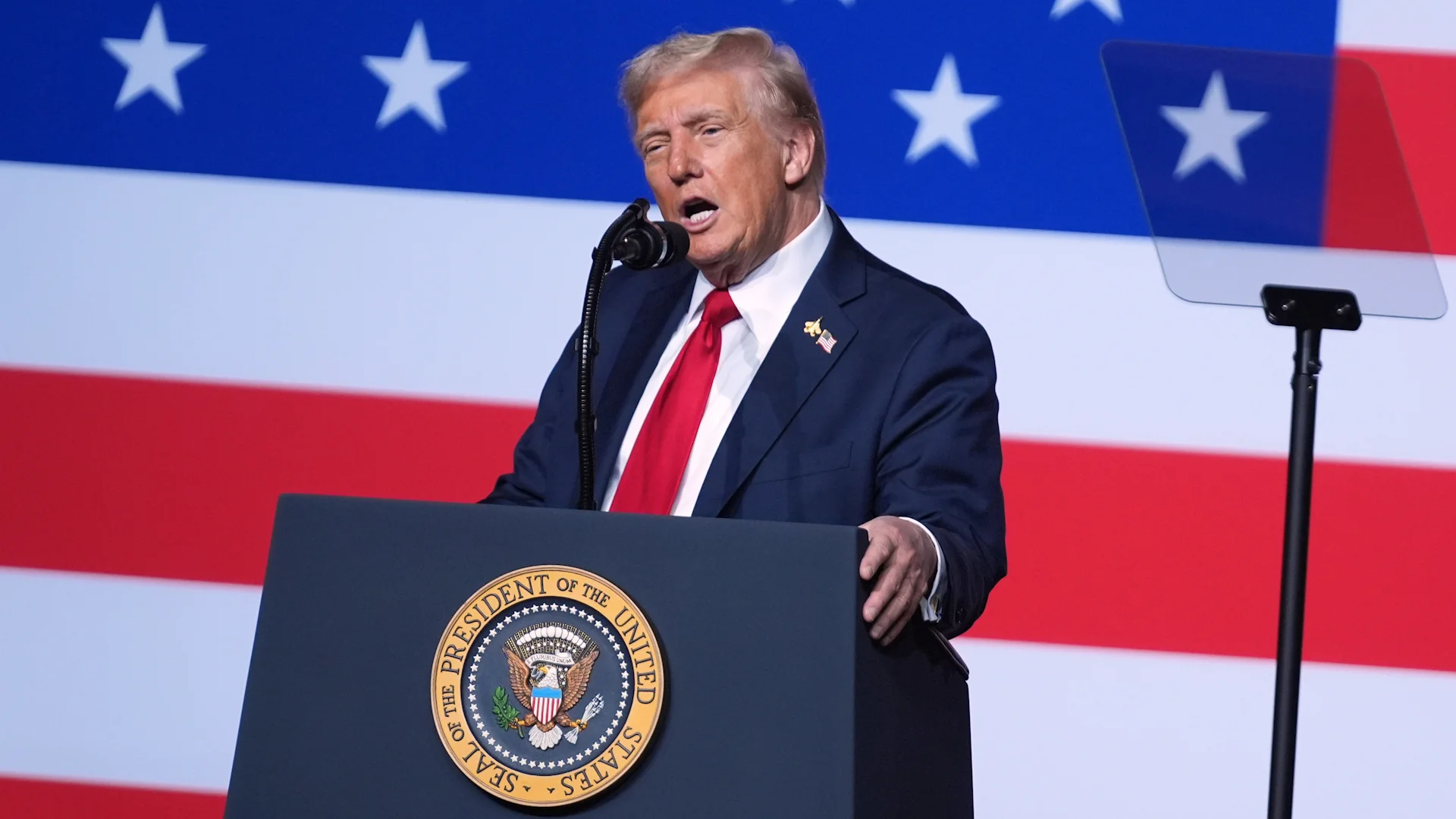 Трамп снова выдвинут на Нобелевскую премию мира