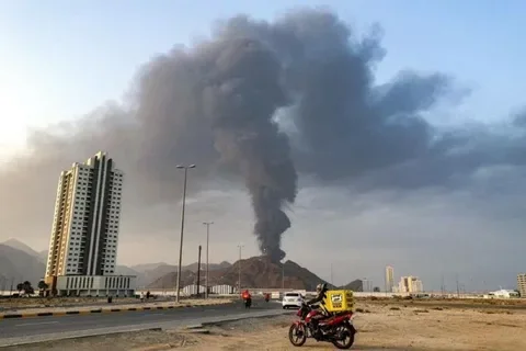 ОАЭ сообщили о ракетных ударах и усилили меры безопасности