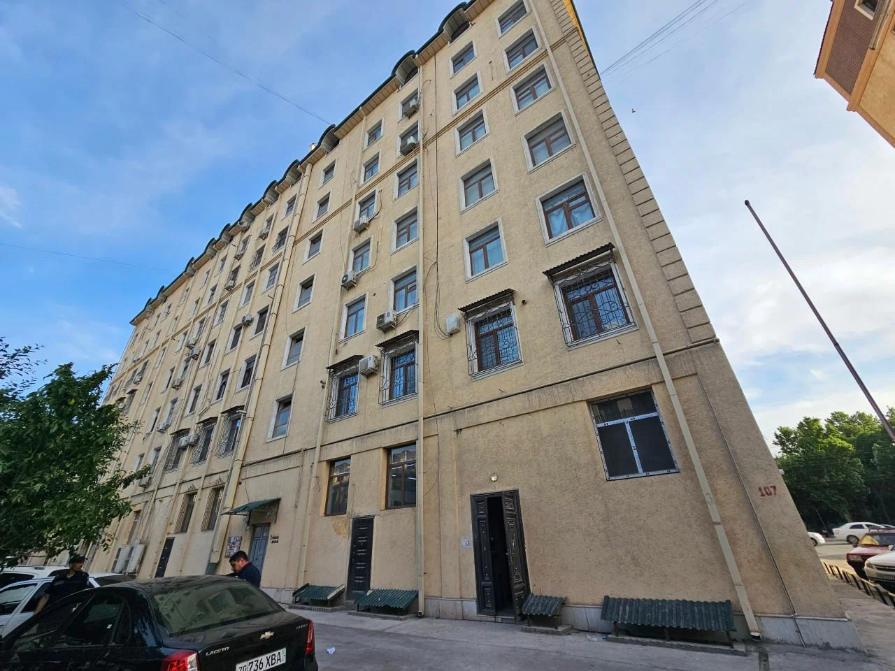В Самарканде выявлены незаконные изменения в подвале многоквартирного дома