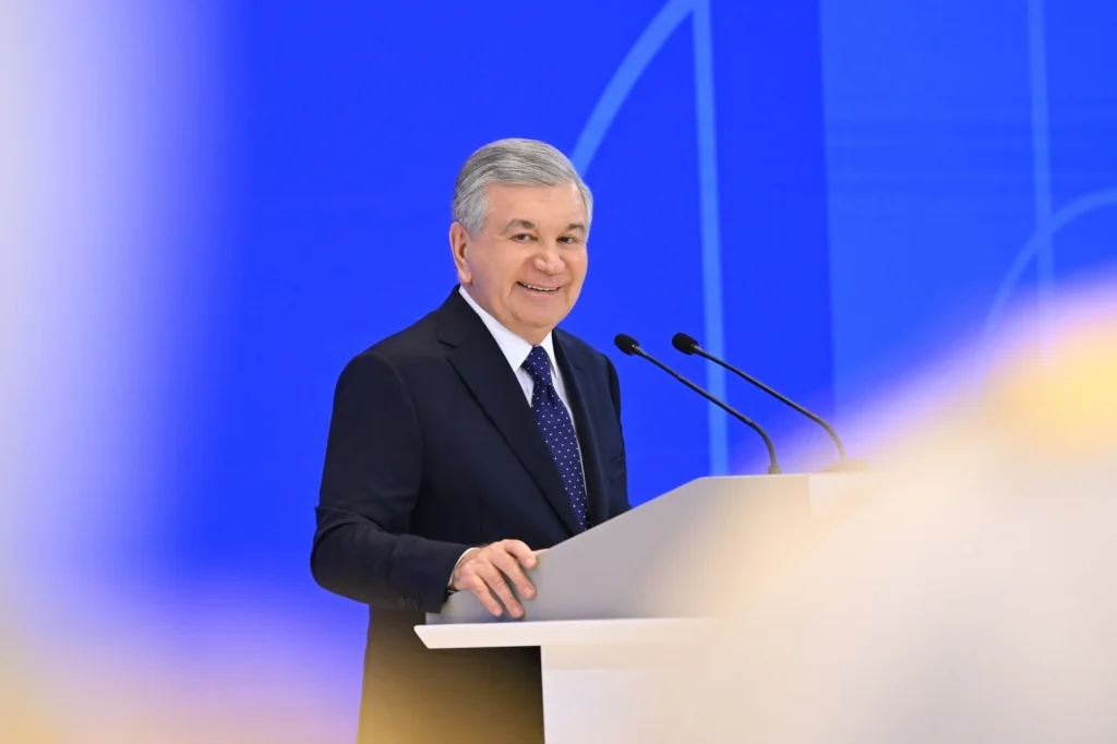 Президент Узбекистана получил поздравления с Курбан хайитом от зарубежных лидеров
