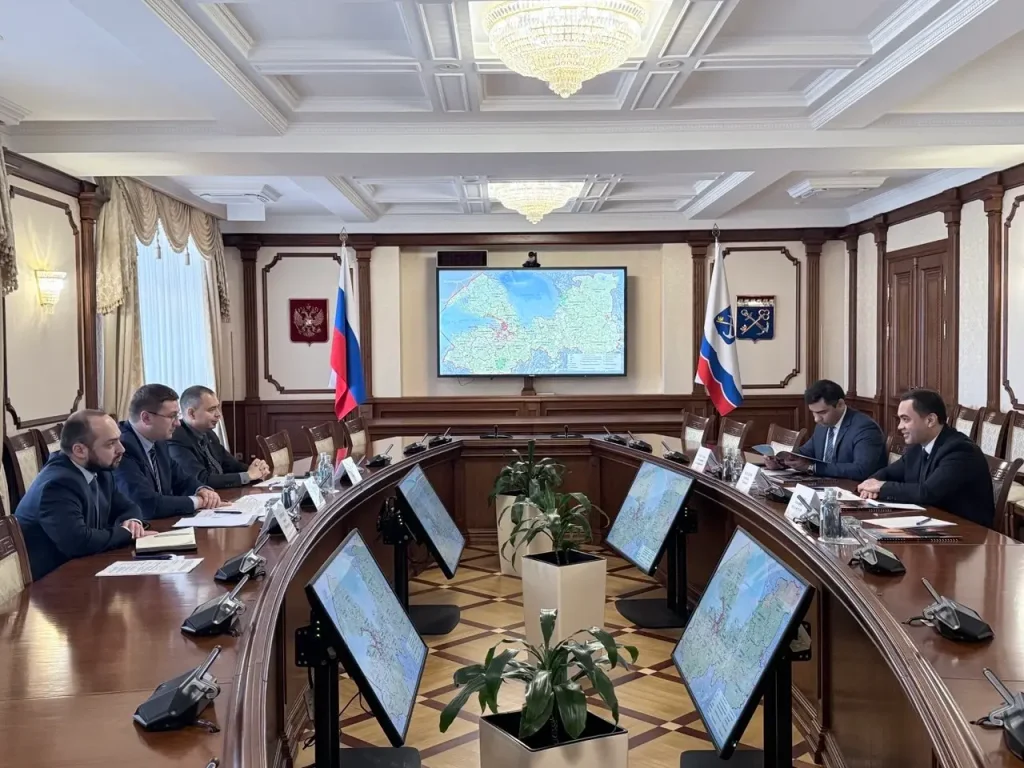 Узбекистан и Россия откроют в Самаркандской области центр тестирования для трудовых мигрантов