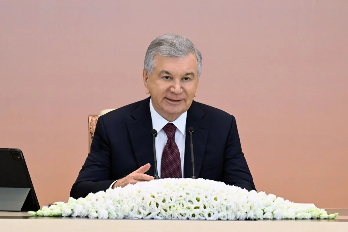 Шавкат Мирзиёев поддержал сборную Узбекистана после дебюта на чемпионате мира