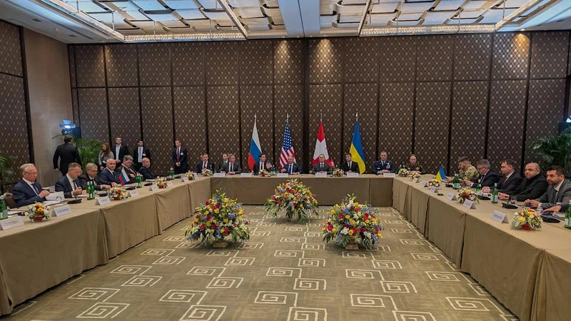 СМИ сообщили о возобновлении контактов по урегулированию конфликта на Украине