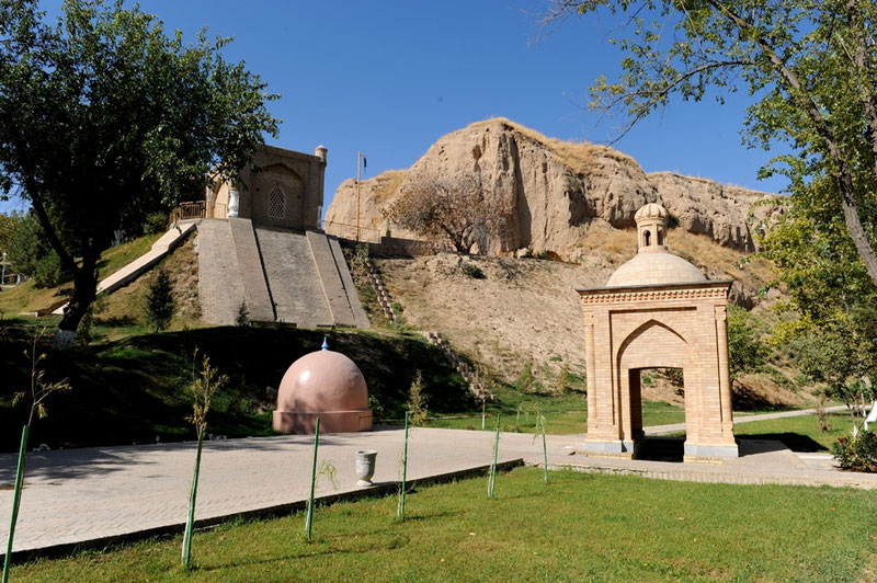 Мавзолей Ходжа Дониёр