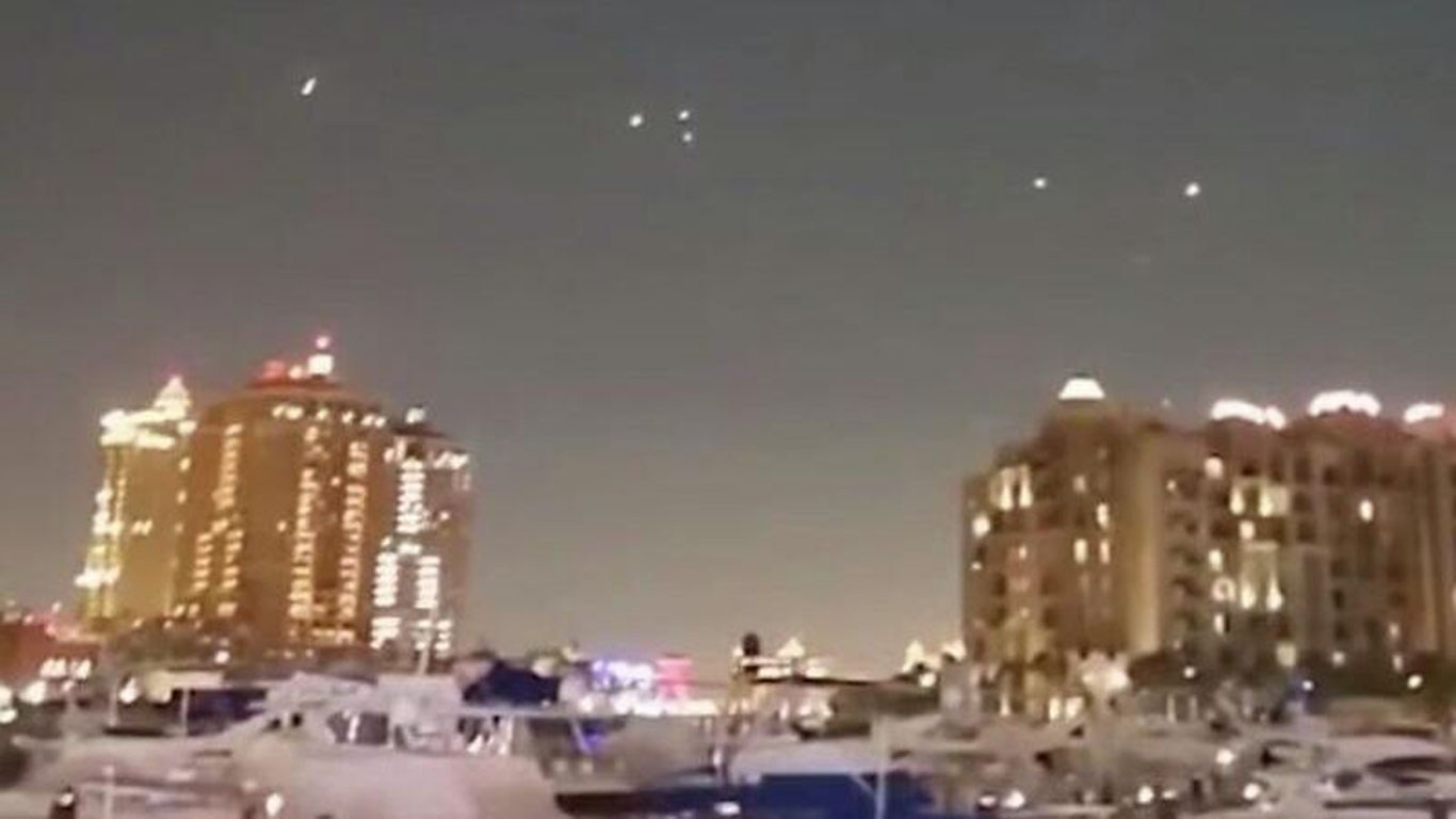 Эскалация на Ближнем Востоке: Иран нанёс ракетные удары по американским базам