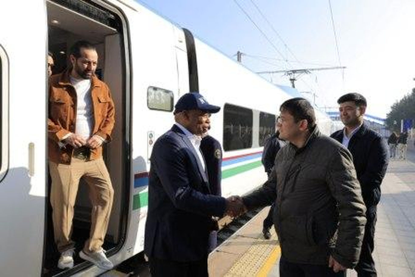 Мэр Нью-Йорка Эрик Адамс прибыл в Самарканд