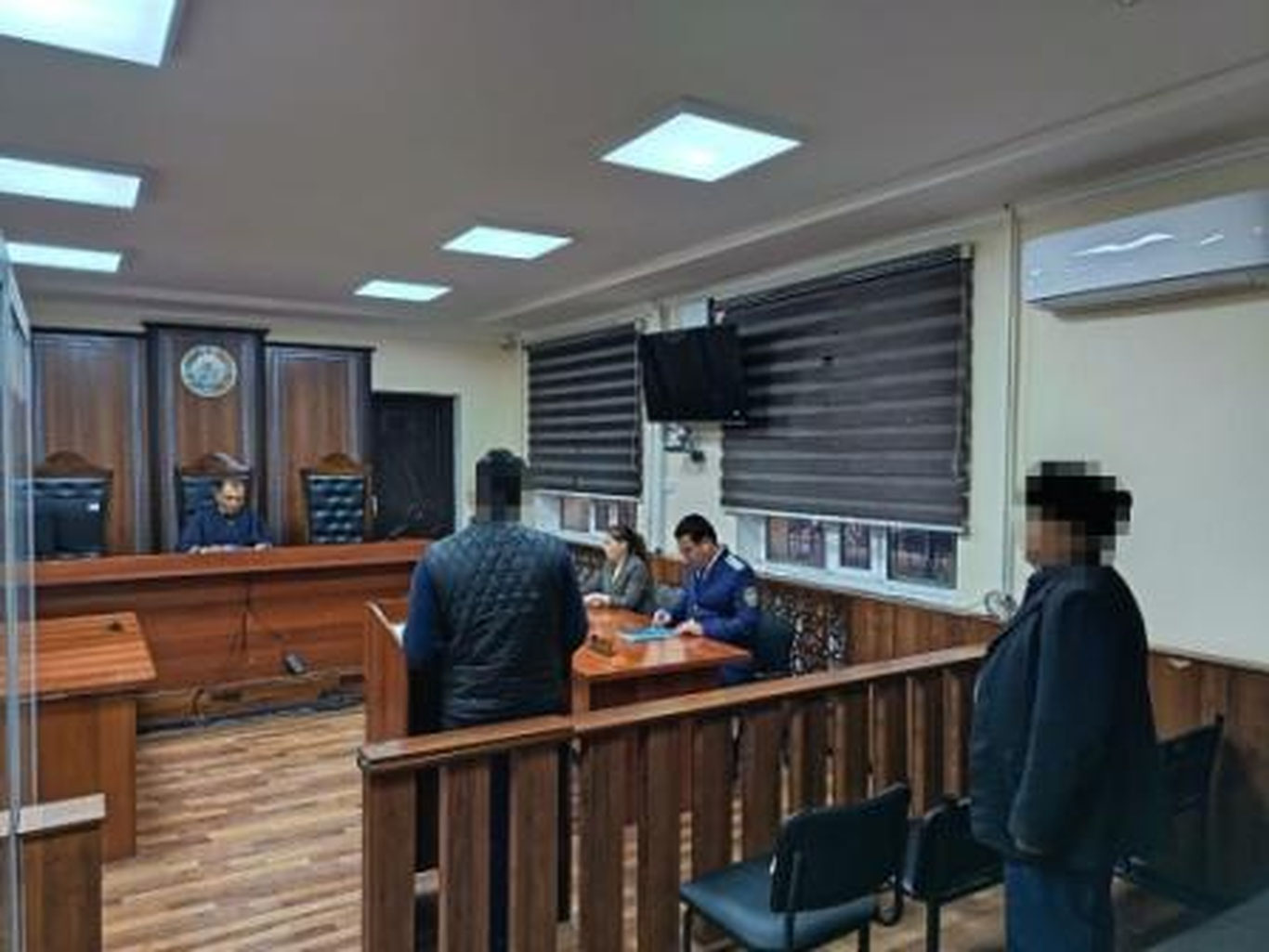 В Самарканде мужчину приговорили к 15 суткам ареста за отказ содержать отца