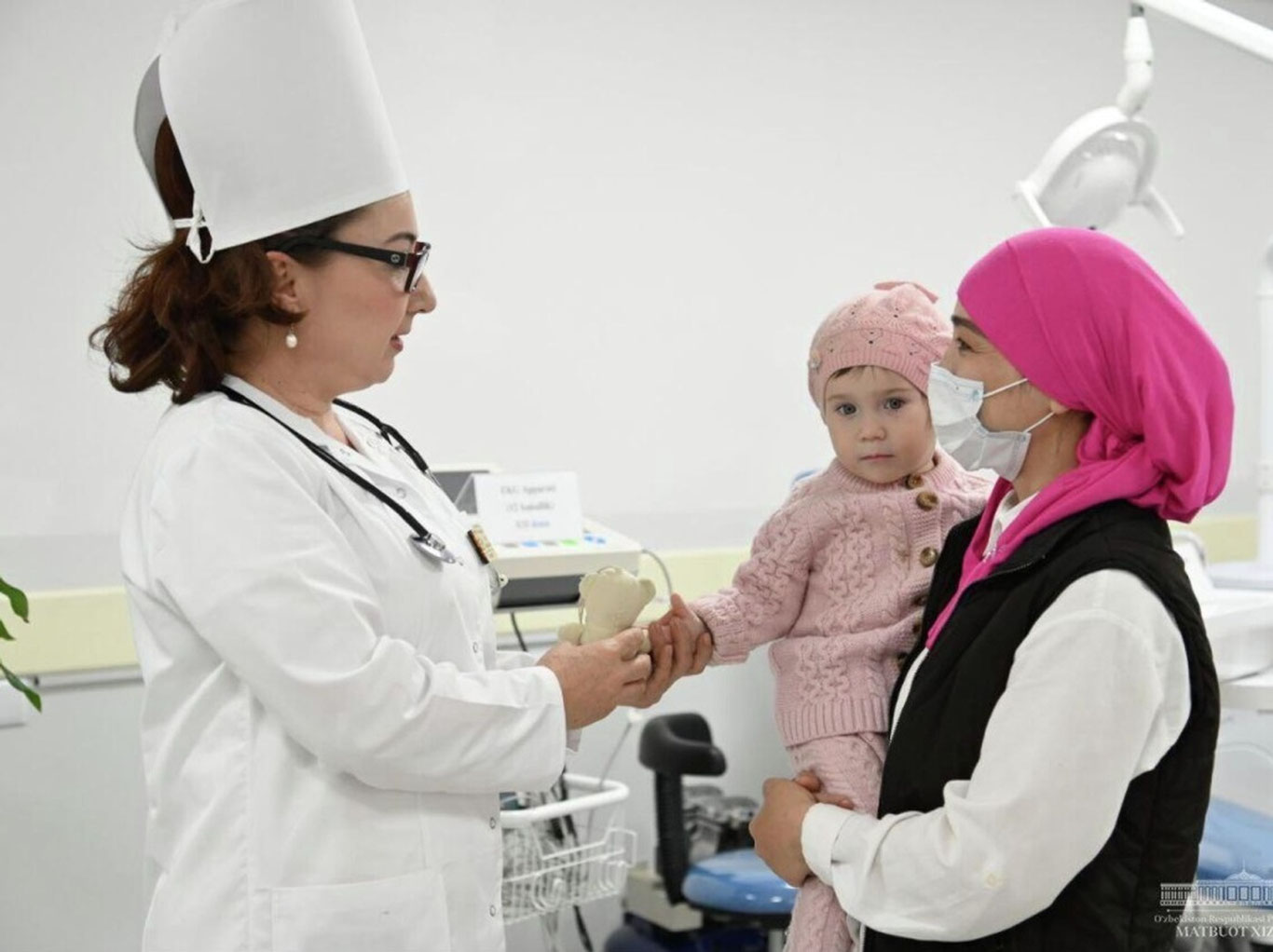 Запуск бесплатного стационарного лечения по государственной страховке в Узбекистане перенесли