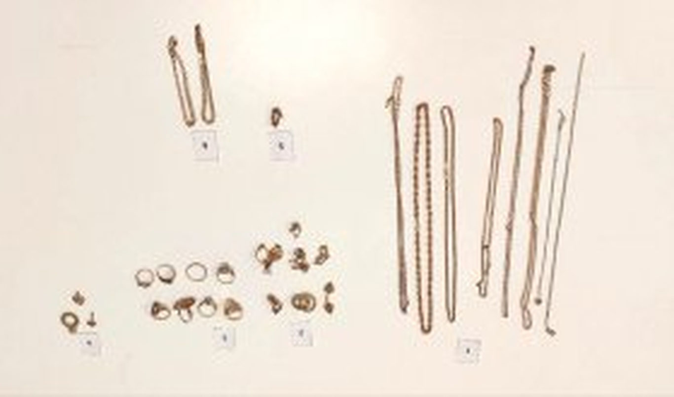 В аэропорту Самарканда пресечена очередная попытка вывоза ювелирных изделий