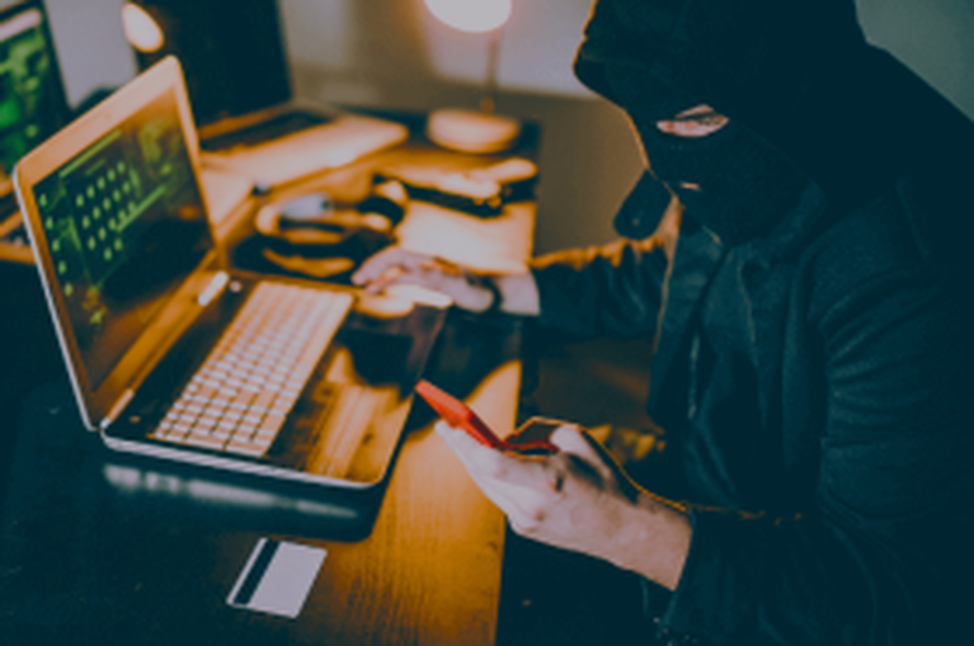 Какие государственные серверы были взломаны в Узбекистане?